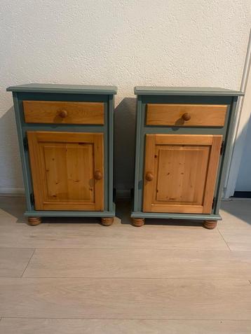 Elegante nachtkastjes Urban green  beschikbaar voor biedingen