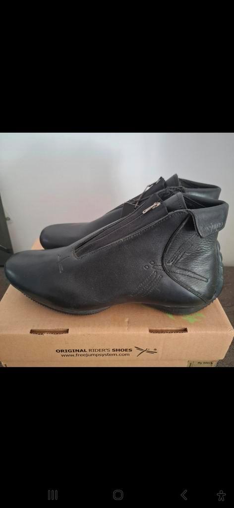 Free jump jodhpurs 40 chaps xs rijlaarzen 39, Dieren en Toebehoren, Paardrijkleding, Zo goed als nieuw, Schoeisel, Dressuur, Ophalen of Verzenden