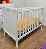 Baby bed en baby komode met matras, Ophalen of Verzenden, Zo goed als nieuw, Jongetje of Meisje