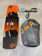 Airush DNA 8 + Brunotti Onyx 132x40 + Airush Bar, Watersport en Boten, Kitesurfen, Ophalen, Gebruikt, Kitesurf-set, Twintip