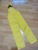 Carnaval groep Salopette Tuinbroeken rood geel groen optocht, Carnaval, Nieuw, Overige maten, Ophalen of Verzenden