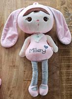 Metoo Konijn Knuffel met Naam Miley - Nieuw!, Ophalen of Verzenden, Nieuw, Konijn