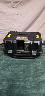 DeWalt Accu Stofzuiger, Ophalen, Zo goed als nieuw, Waterstofzuiger