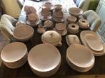 hutschenreuther rose 9 persoons serviesdelen, Antiek en Kunst, Antiek | Servies compleet, Ophalen