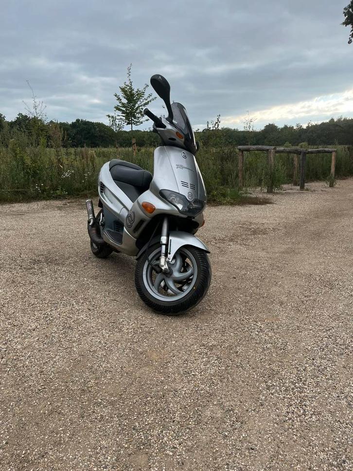 Runner 70cc TERUIL/TEKOOP, Fietsen en Brommers, Scooters | Piaggio, Zo goed als nieuw, Overige modellen, Benzine, Ophalen