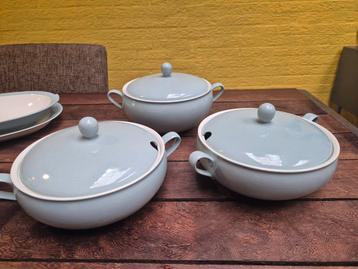 3 Vintage Serveerkommen P. Regout - Pastelblauw beschikbaar voor biedingen
