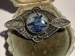 OUDE FILIGREIN ZILVER BROCHE MET DELFTS BLAUW TAFEREEL, Verzenden, Zilver, Broche