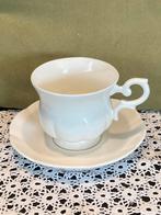 Kop en schotel Royal Canterbury (301025s), Huis en Inrichting, Keuken | Servies, Ophalen of Verzenden, Porselein, Overige stijlen