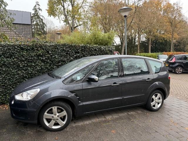 Ford S-Max 2.0 16V 107KW 2010 Grijs, Auto's, Ford, Particulier, S-Max, Airconditioning, Bluetooth, Boordcomputer, Centrale vergrendeling