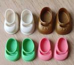poppenschoentjes uit de 90's, Kinderen en Baby's, Speelgoed | Poppen, Ophalen of Verzenden, Zo goed als nieuw, Overige typen
