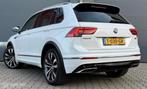 Volkswagen Tiguan 2.0 TSI 4M. R-Line Pano.dak/Trekhaak/Virit, Auto's, Euro 6, 4 cilinders, 2500 kg, Wit