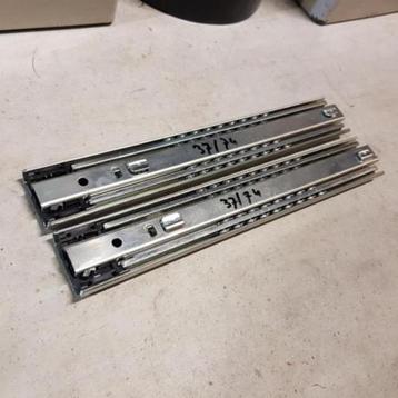 Ladegeleiders 37/74 cm - met rem beschikbaar voor biedingen