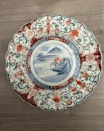 Antieke Imari Japans porseleinen bord met figuren, Antiek en Kunst, Antiek | Porselein, Ophalen of Verzenden