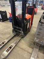 BT stapelaar BJ 2009, Doe-het-zelf en Verbouw, Palletwagens en Pompwagens, Ophalen, Gebruikt