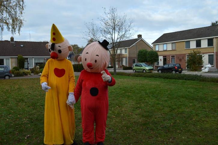 Mascottes Bumba & Bumbalou, Hobby en Vrije tijd, Feestartikelen | Verhuur, Zo goed als nieuw, Ophalen of Verzenden