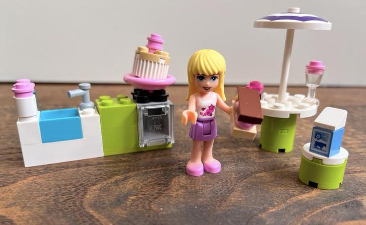 Lego Friends – Stephanie’s Buitenkeuken (41026) – compleet!, Kinderen en Baby's, Speelgoed | Duplo en Lego, Zo goed als nieuw