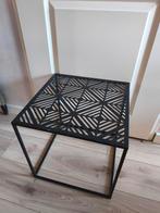 Bijzettafeltje 50x50x50 cm, Ophalen, Zo goed als nieuw, Hout, Minder dan 55 cm