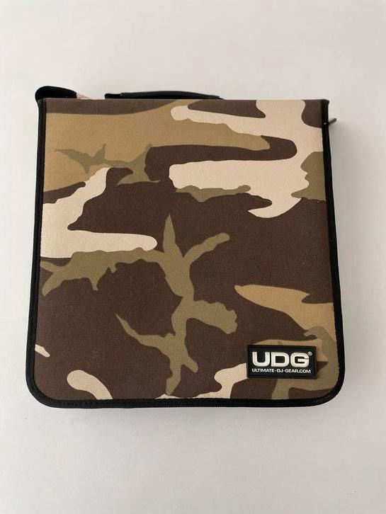 UDG CD Mappen - Army Desert - 144 cd’s, Muziek en Instrumenten, Behuizingen en Koffers, Zo goed als nieuw, Overige instrumenten