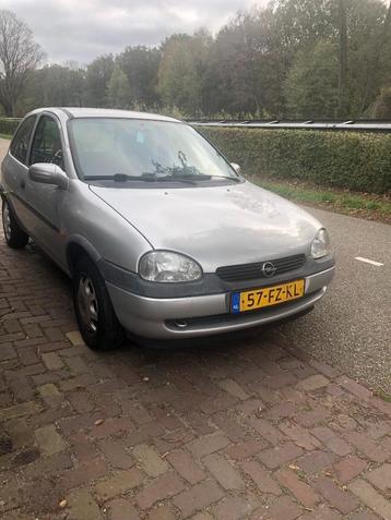 Opel Corsa 1.2 I 16V 3D AUT Grijs AUTOMAAT beschikbaar voor biedingen