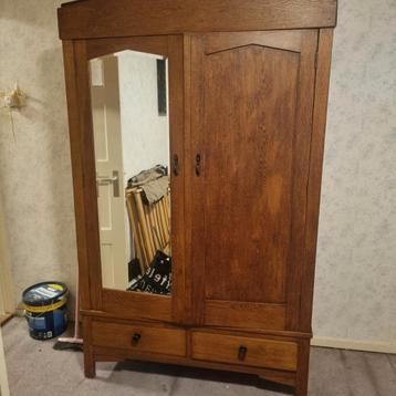 artdeco brocante kledingkast  beschikbaar voor biedingen