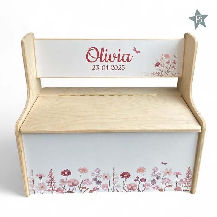 Speelgoedbankje met naam - Wild Flowers, Kinderen en Baby's, Kraamcadeaus en Geboorteborden, Nieuw, Kraamcadeau, Ophalen of Verzenden