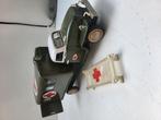 Blikken ambulance met brancard!, Antiek en Kunst, Antiek | Speelgoed, Ophalen of Verzenden