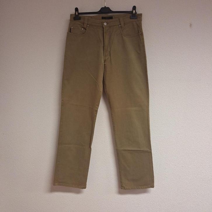 Heren broek Mac met rechte pijp, 34/34, Kleding | Heren, Broeken en Pantalons, Gedragen, Overige maten, Bruin, Ophalen of Verzenden