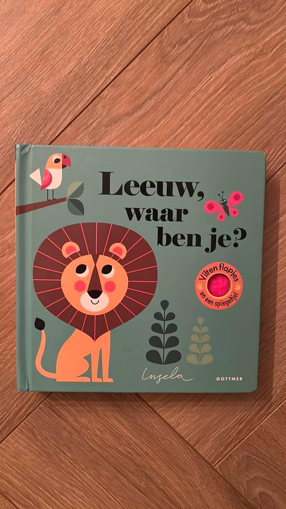 Ingela P Arrhenius - Leeuw, waar ben je?, Boeken, Kinderboeken | Baby's en Peuters, Zo goed als nieuw, 6 tot 12 maanden, Uitklap-, Voel- of Ontdekboek