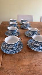 Prachtige vintage porseleinen kopjes en schotels, Antiek en Kunst, Antiek | Servies compleet, Ophalen