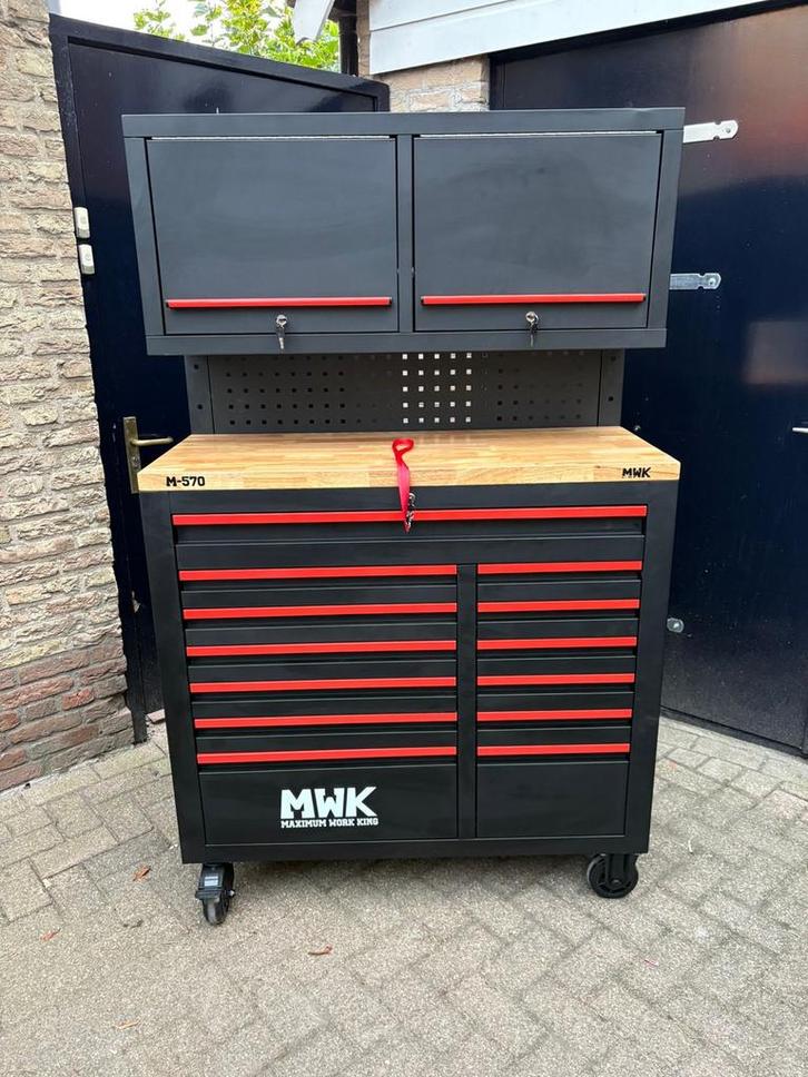 Werkplaatsinrichting met Gereedschap, Doe-het-zelf en Verbouw, Gereedschapskisten, Zo goed als nieuw, Ophalen