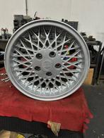 Volvo 240 naafdopjes, Ophalen of Verzenden, Nieuw