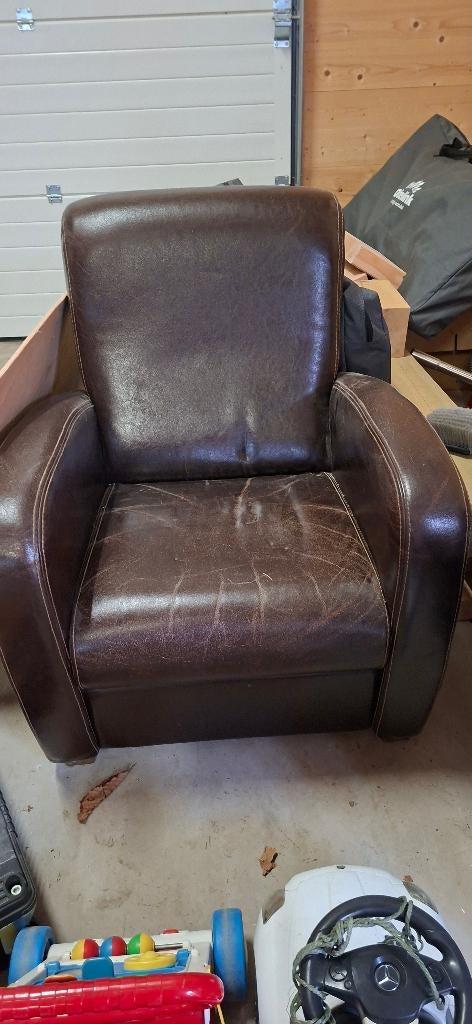 Te koop heerlijke oude leren stoel, Huis en Inrichting, Ophalen, Gebruikt, Bruin, Klassiek