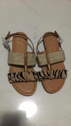 Nieuwe dames schoenen sandalen bruin tijger beige creme, Ophalen of Verzenden, Nieuw, Beige, Sandalen of Muiltjes
