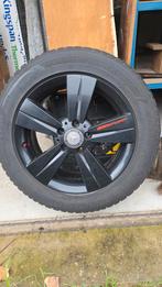 Orginele mercedes zwarte 17 inch velgen  met winterbanden, Auto-onderdelen, Banden en Velgen, Gebruikt, Banden en Velgen, 17 inch