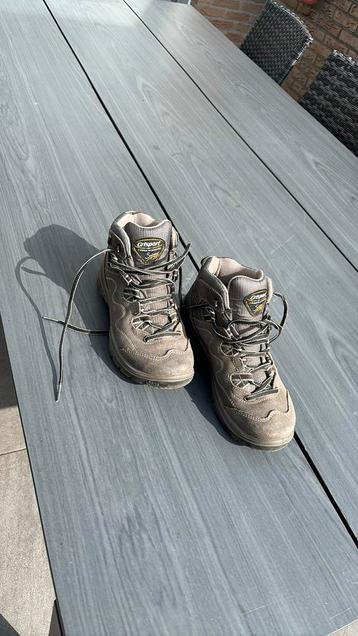 Berg- wandelschoenen Vibram mt37 beschikbaar voor biedingen