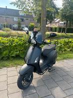 Vespa sprint Notte, Ophalen, Zo goed als nieuw