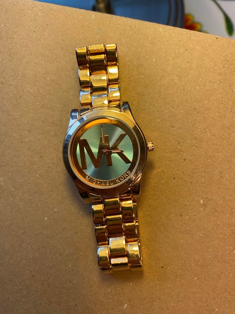 Michael Kors Dameshorloge - Gouden Kleur, Sieraden, Tassen en Uiterlijk, Horloges | Dames, Gebruikt, Polshorloge, Fossil, Staal