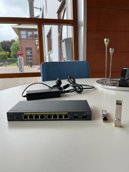 2x EnGenius EWS2910P – 8-Poorts Gigabit PoE Managed Switch, Computers en Software, Netwerk switches, Zo goed als nieuw, Ophalen of Verzenden
