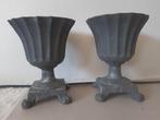 2 Gietijzeren Franse brocante graf vaasje, kelkje, plantenba, Ophalen of Verzenden