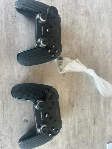 Te koop 2x draadloze controllers teab beschikbaar voor biedingen