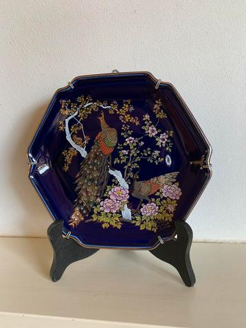 Japans wandbord kobaltblauw kutani pauw. beschikbaar voor biedingen