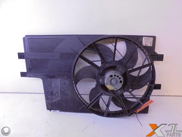 A-KLASSE W168 BENZINE KOELVIN KOELVENTILATOR A1685000093, Auto-onderdelen, Motor en Toebehoren, Mercedes-Benz, Gebruikt, Ophalen of Verzenden