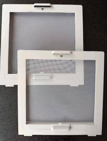 2x MPK Dakluik Vliegenhor met Verduistering 40x40 Nieuw beschikbaar voor biedingen