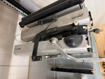 Besam Automatische Deuropeners beschikbaar voor biedingen
