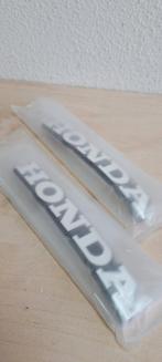 Origineel honda tank badge embleem nieuw 2x, Ophalen of Verzenden, Nieuw