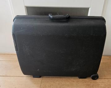 Zwarte Samsonite koffer beschikbaar voor biedingen