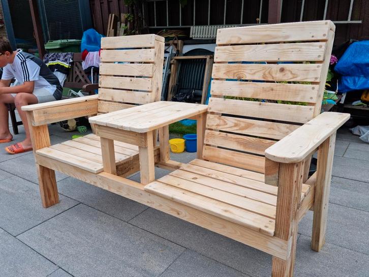 2x Personen ️LOVE Bank met tussen Tafel️, Tuin en Terras, Tuinbanken, Gebruikt, Hout, Ophalen