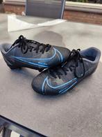Nike voetbalschoenen, Maat XS of kleiner, Ophalen of Verzenden, Gebruikt, Schoenen