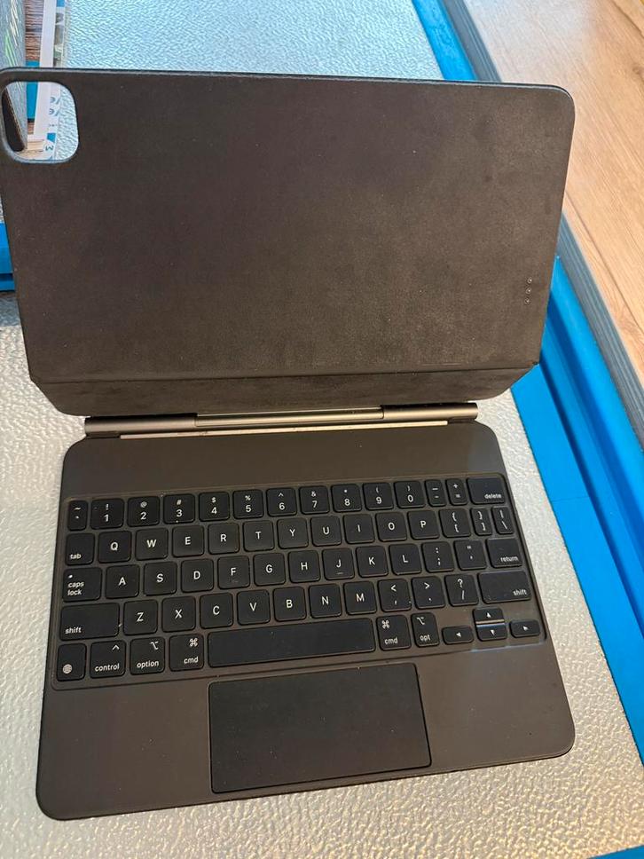 Magic Keyboard voor ipad 11 inch pro en air, Computers en Software, Apple iPads, Zo goed als nieuw, Apple iPad, 11 inch, 64 GB