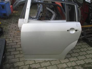  rechts achter  portier Toyota  prius plus beschikbaar voor biedingen